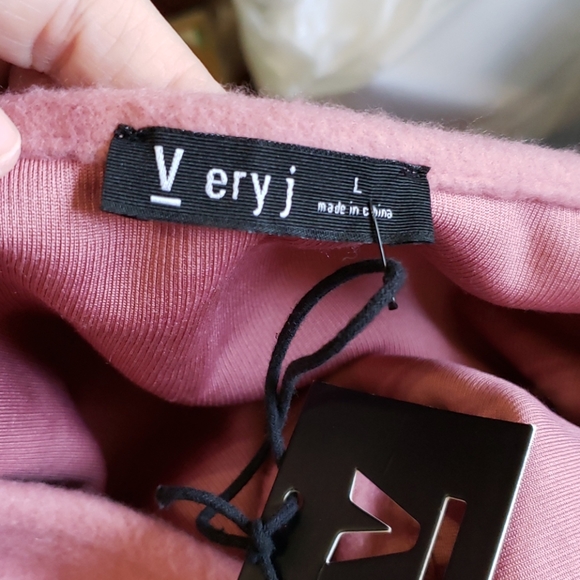 V ery j crop top - Picture 6 of 8